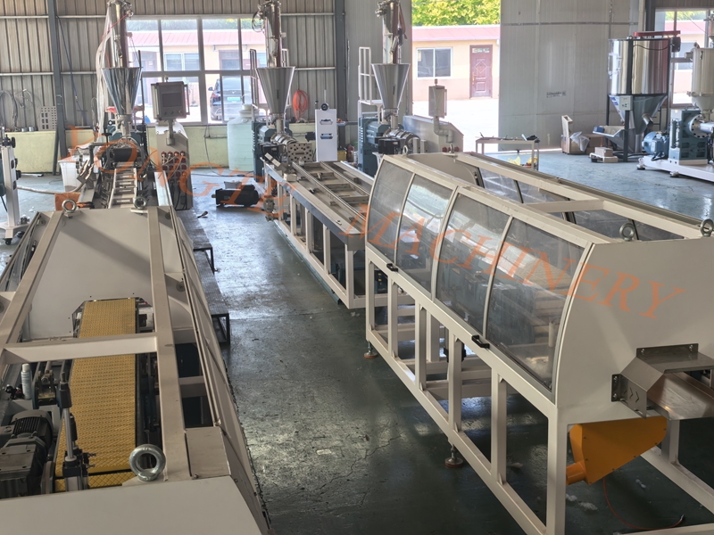 A linha de produção do WPC cuidadosamente construída para clientes europeus está prestes a ser concluída