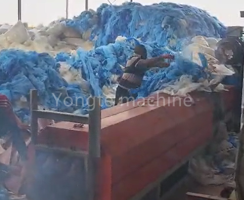 Máquina de reciclagem de desperdício de filme plástico fazendo tanque de plástico