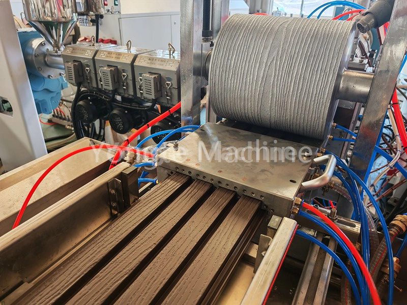 Máquina para fazer revestimento de parede WPC